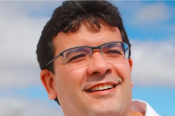 Imagem de Rafael Fonteles usada na matéria sobre investigação de contratos no Piauí